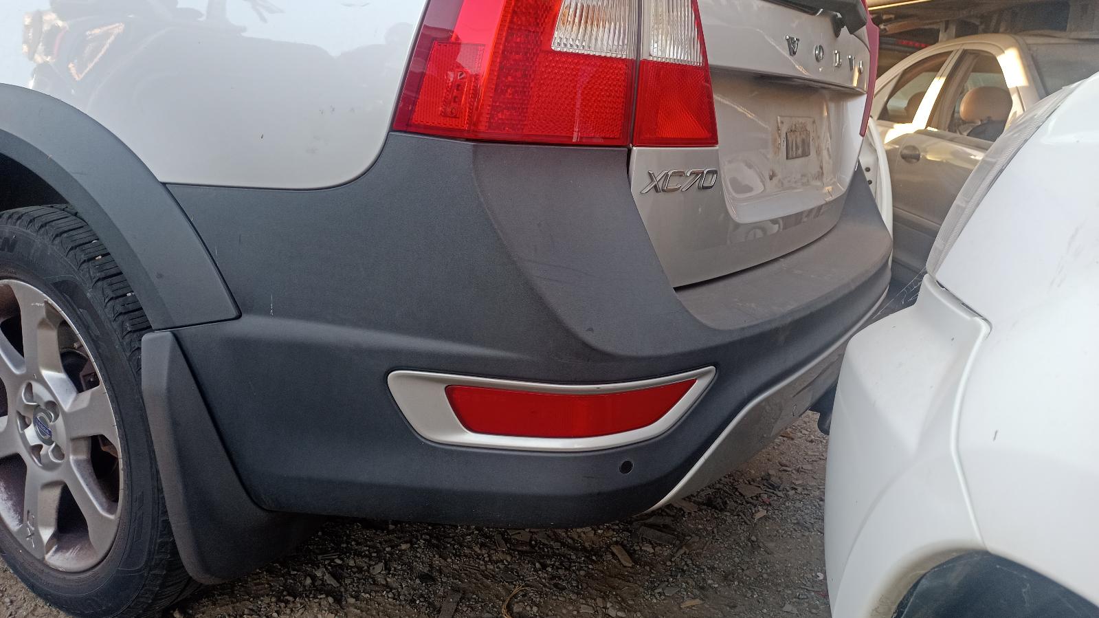 View Auto part Alternator Volvo Xc70 2008