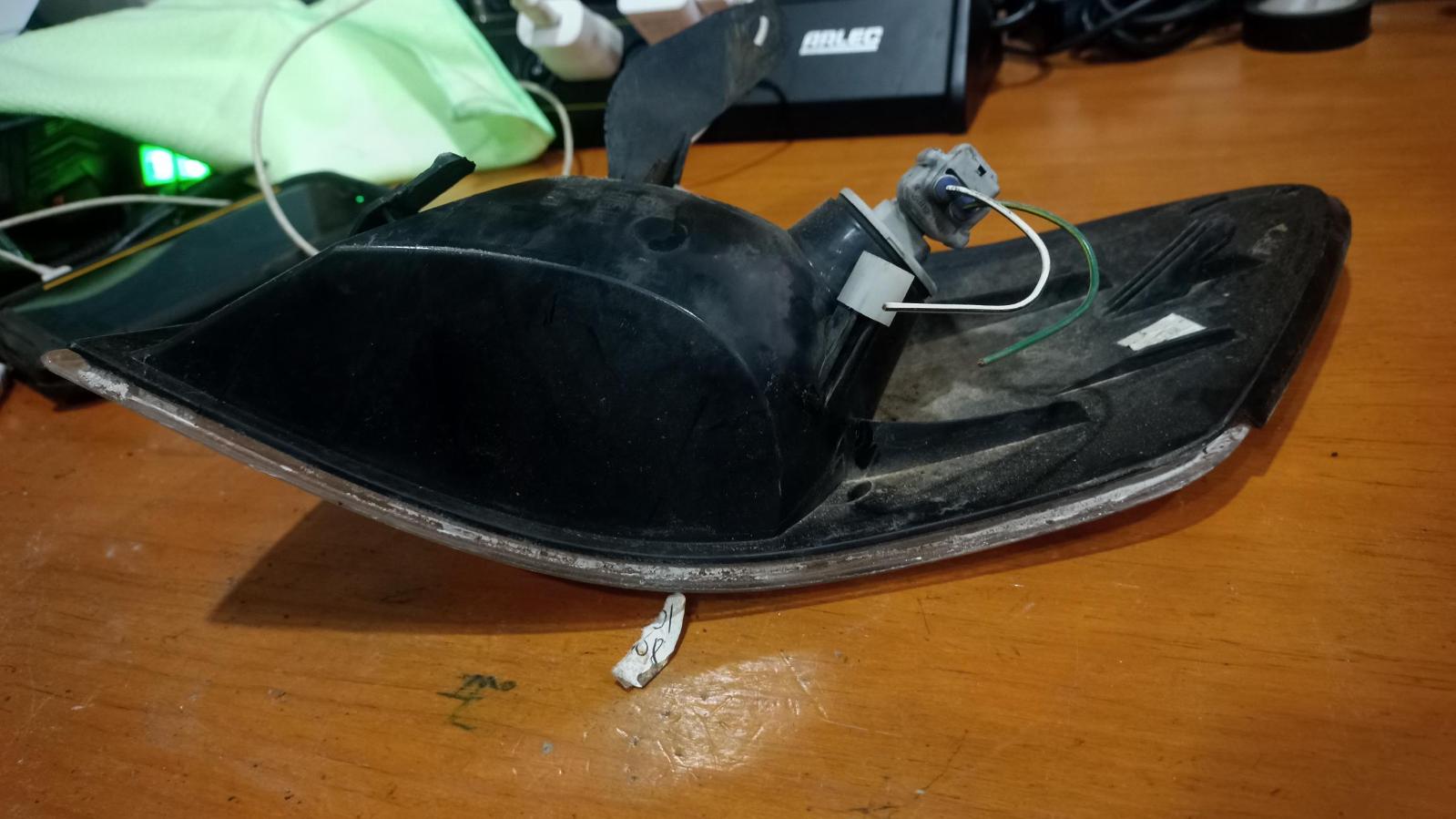 2001 Toyota Camry Right Headlamp View Auto part Right Headlamp Toyota Camry 2001