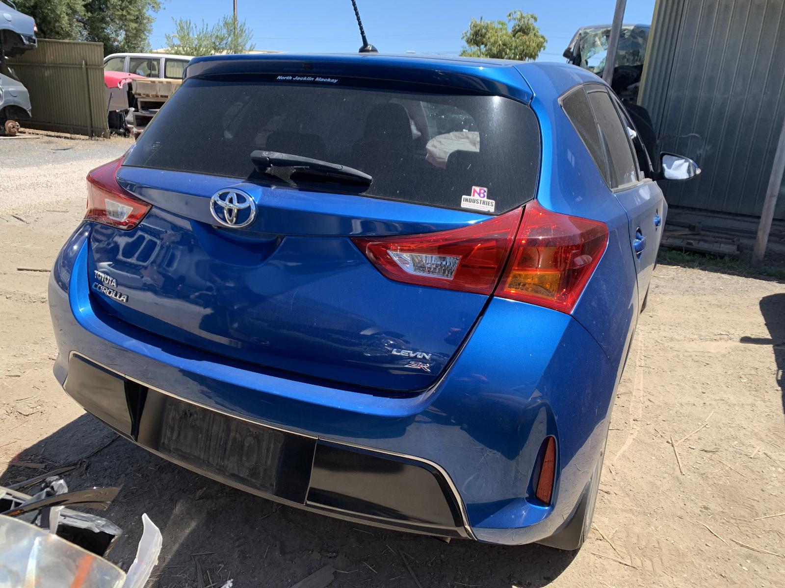 Right Rear Door Sliding Corolla Toyota 2014