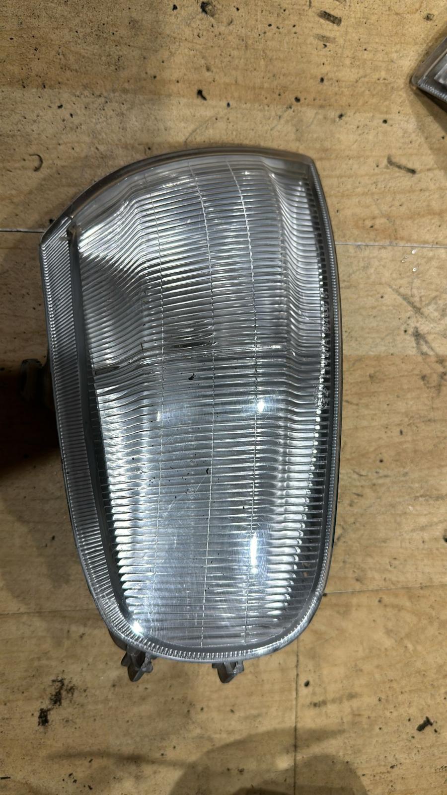 1995 Toyota Camry Right Indicator/Fog/Side View Auto part Right Indicator/Fog/Side Toyota Camry 1995