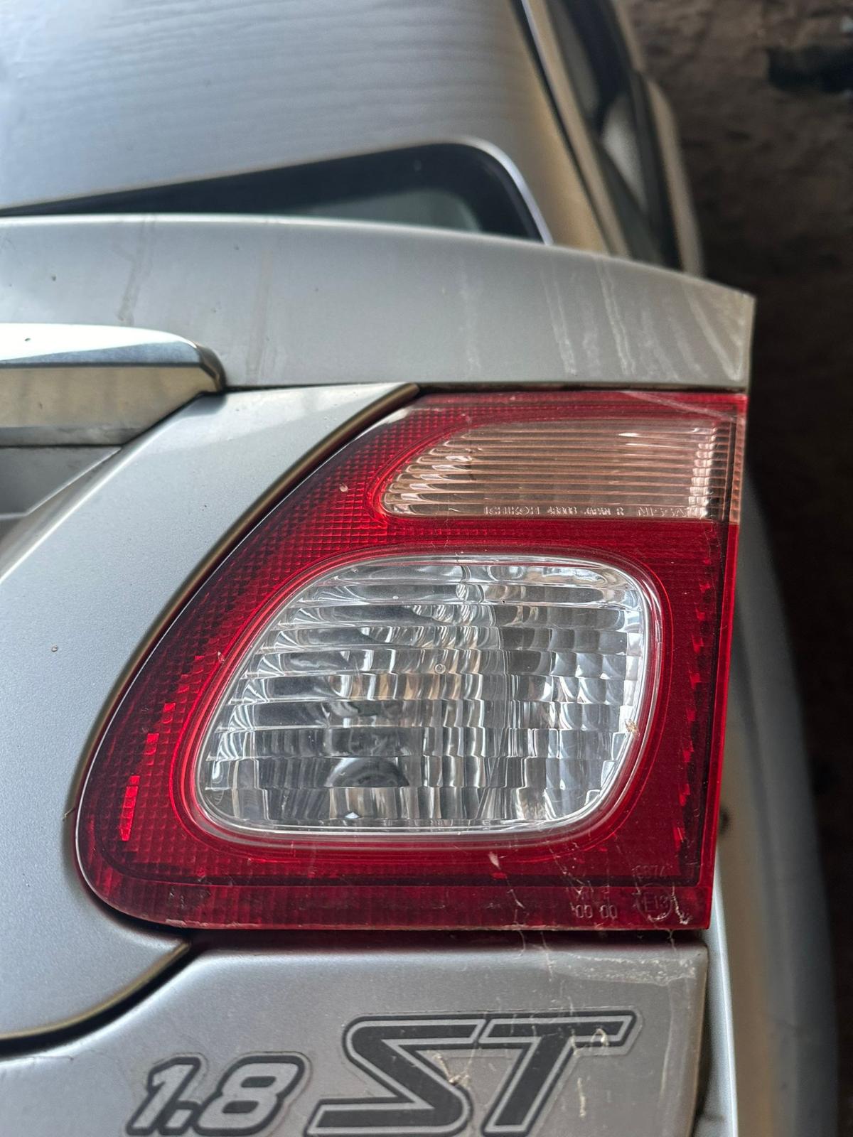 View Auto part Rear Garnish Nissan Pulsar 2003