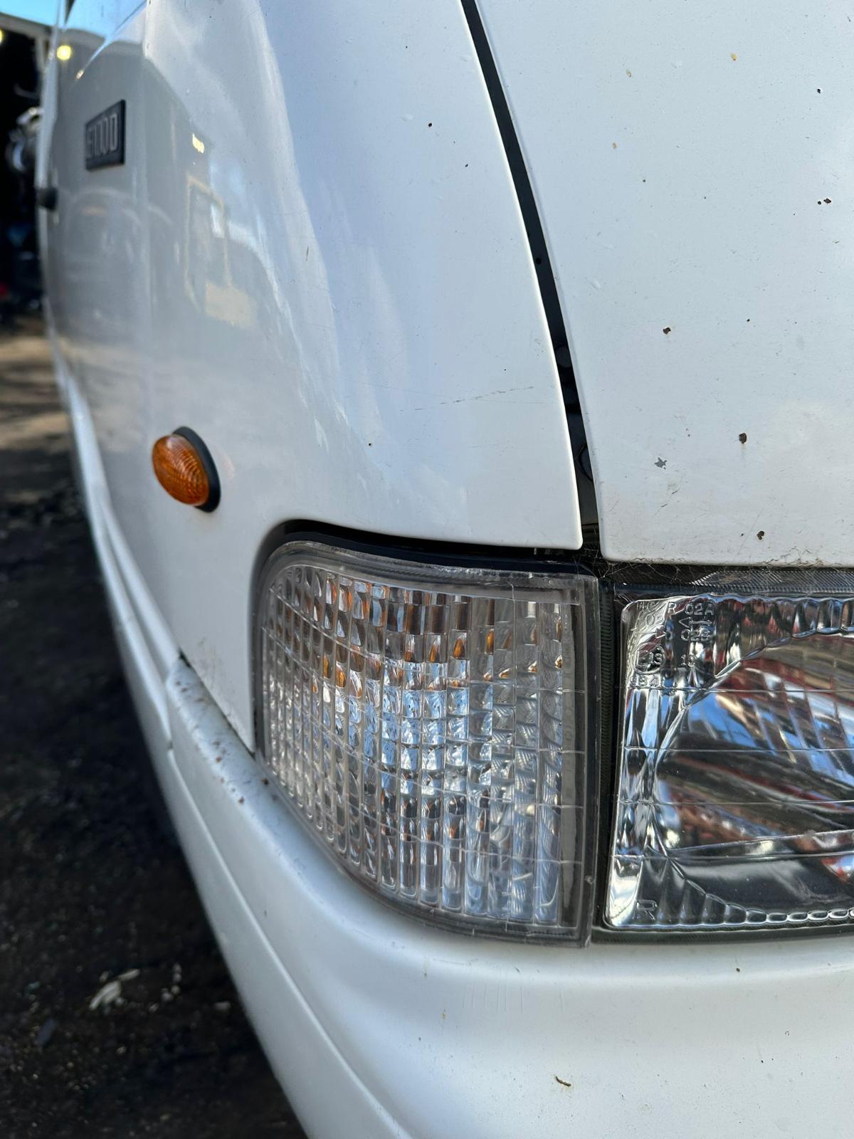 2003 Mercedes Mb140 Right Indicator/Fog/Side View Auto part Right Indicator/Fog/Side Mercedes Mb140 2003