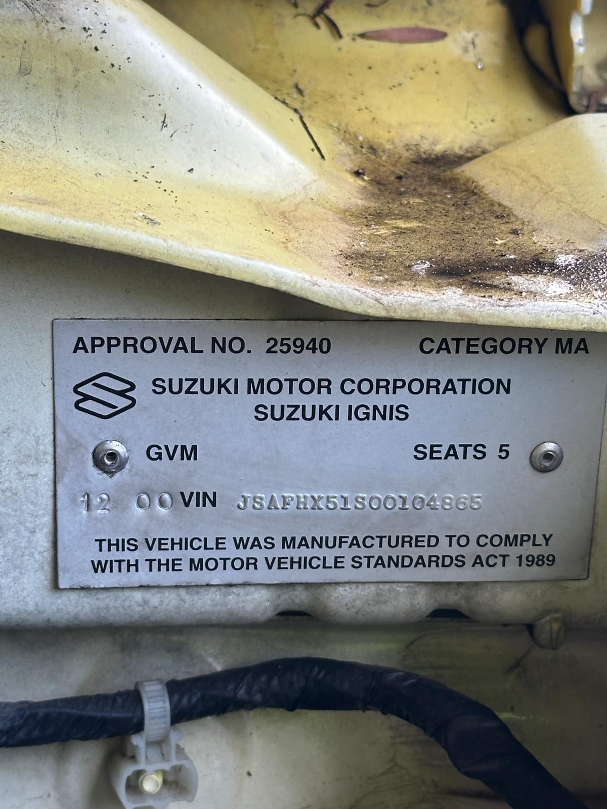 View Auto part Right Taillight Suzuki Ignis 2001