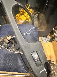 View Auto part Pwr Dr Wind Switch Holden Barina 2005