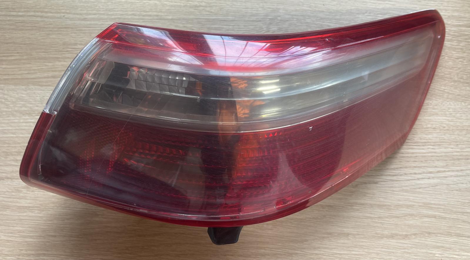 View Auto part Right Taillight Toyota Camry 2007
