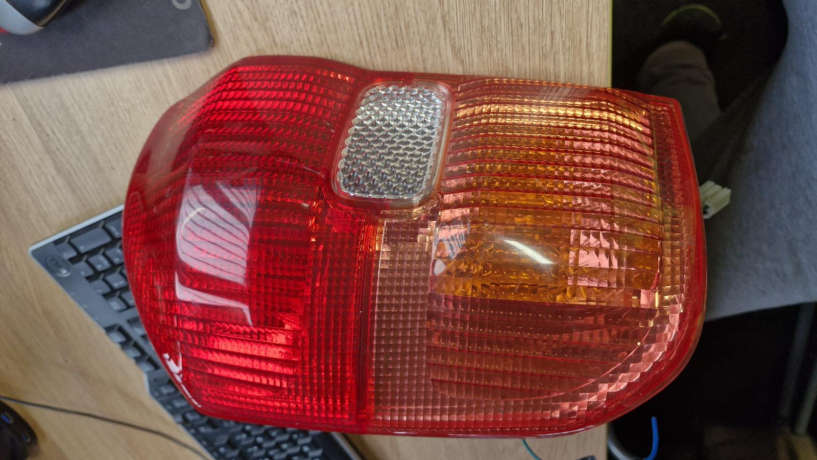 View Auto part Left Taillight Toyota Rav4 2002