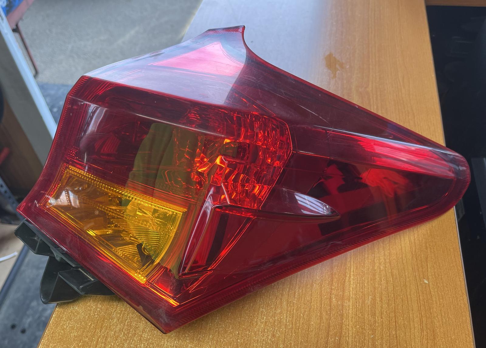 View Auto part Right Taillight Toyota Corolla 2014