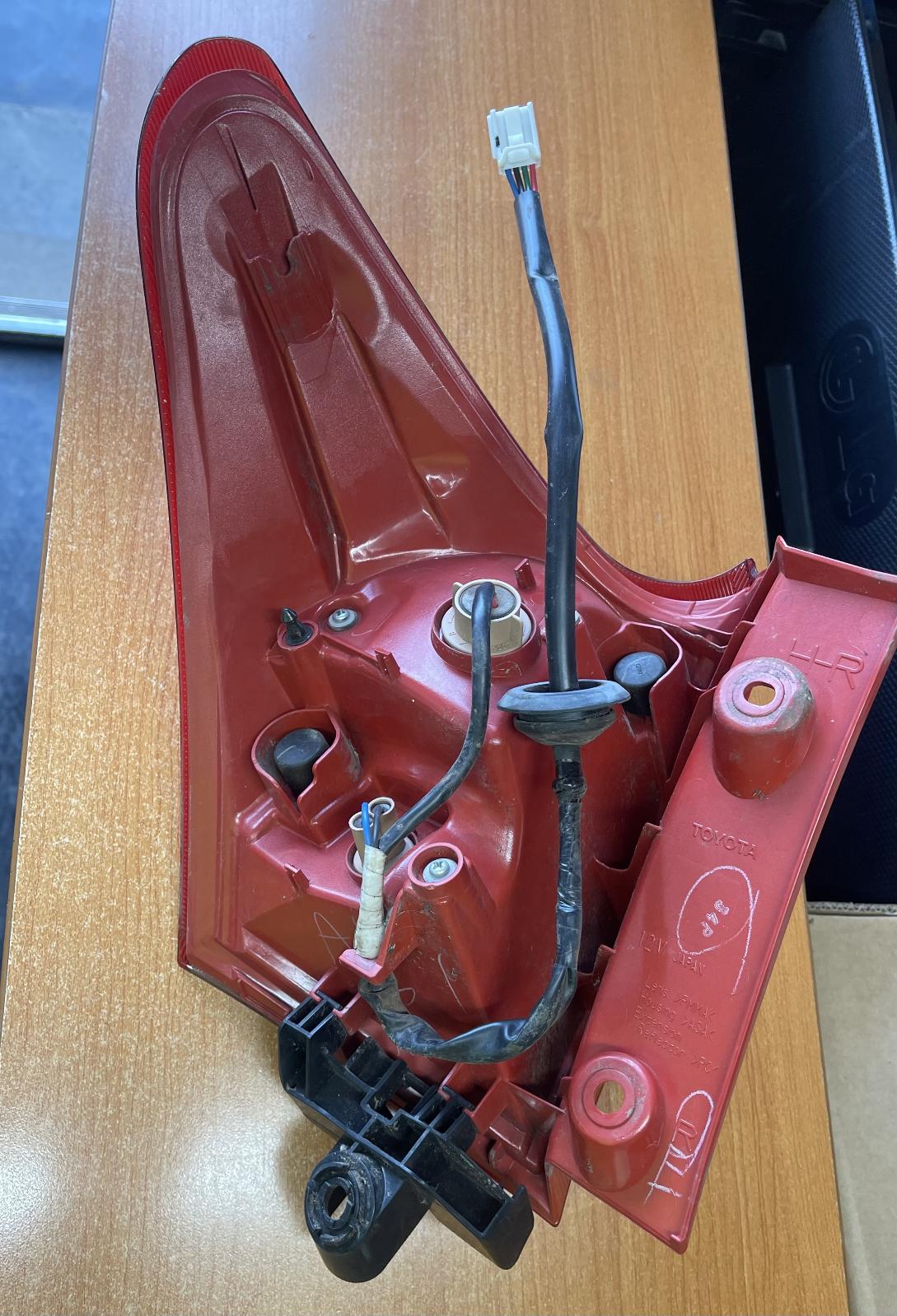 View Auto part Right Taillight Toyota Corolla 2014