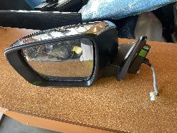 View Auto part Left Door Mirror Isuzu Dmax 2022