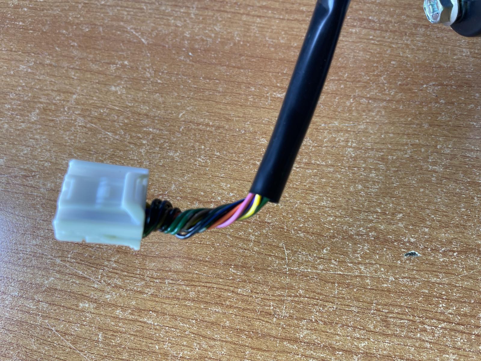 View Auto part Right Door Mirror Isuzu Dmax 2022