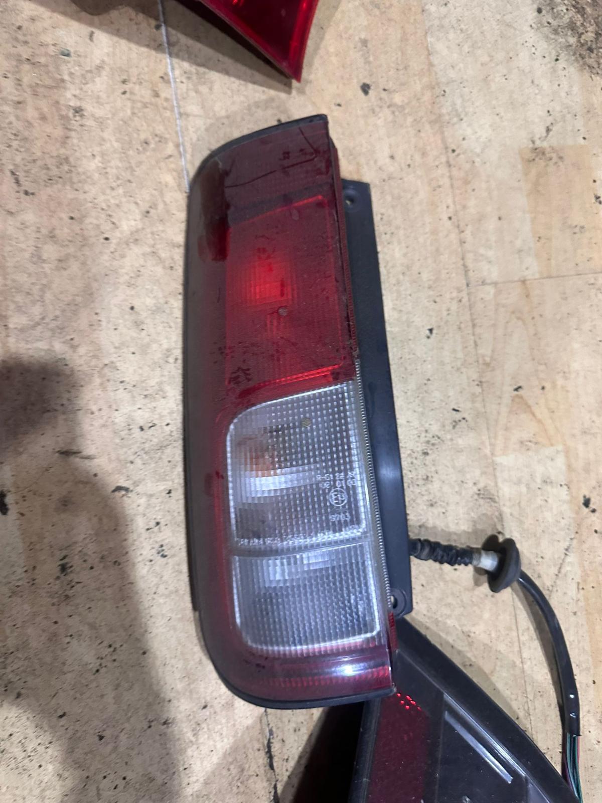 View Auto part Left Taillight Suzuki Ignis 2003