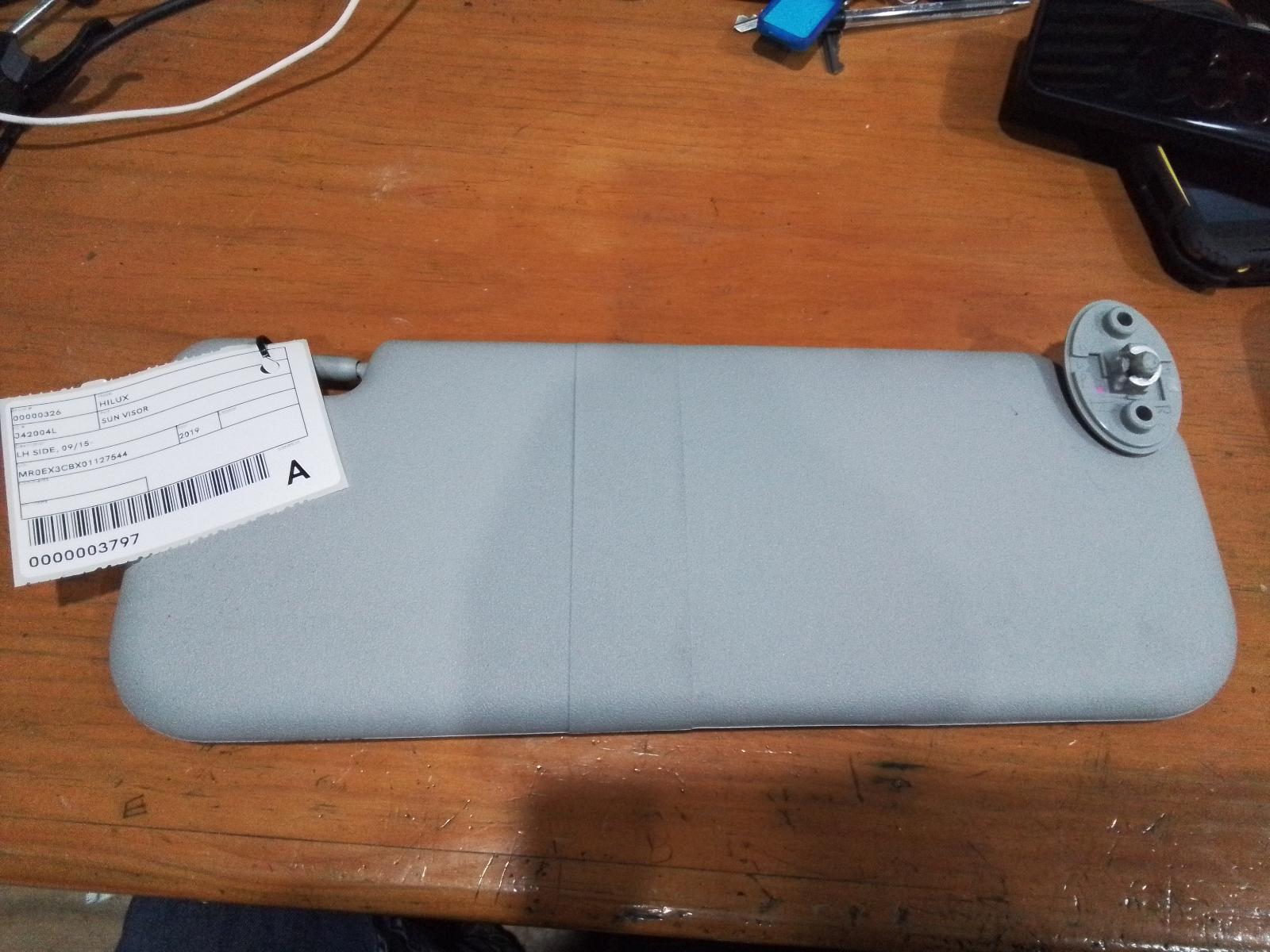 Sunvisor Hilux Toyota 2019